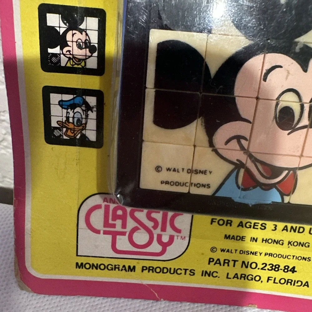 Vtg‎ Walt Disney Mickey & Donald Picture Puzzle Original Package From Hong Kong